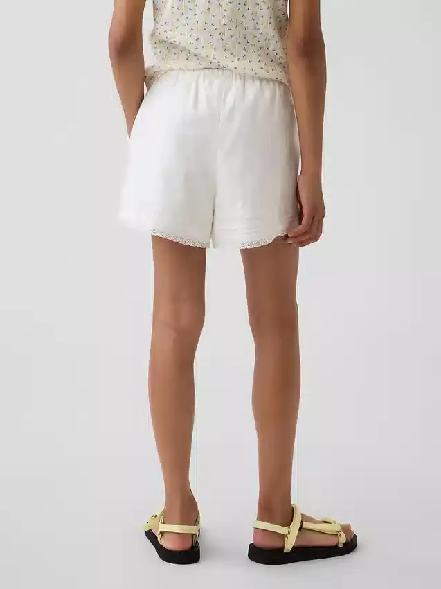 Lätta shorts i linne-bomull med spetskant för barn