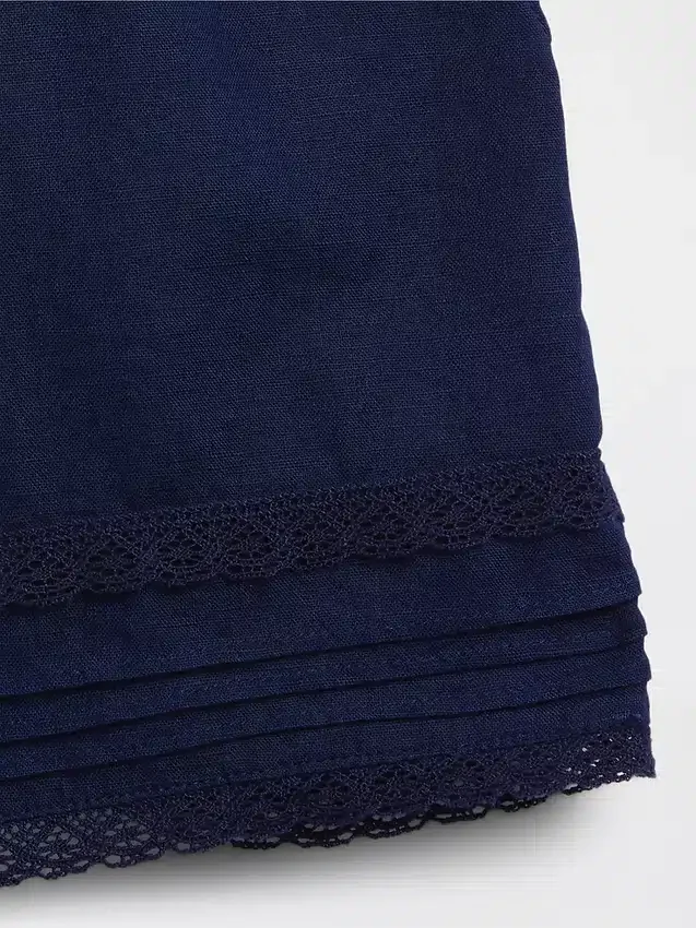 Lätta shorts i linne-bomull med spetskant för barn