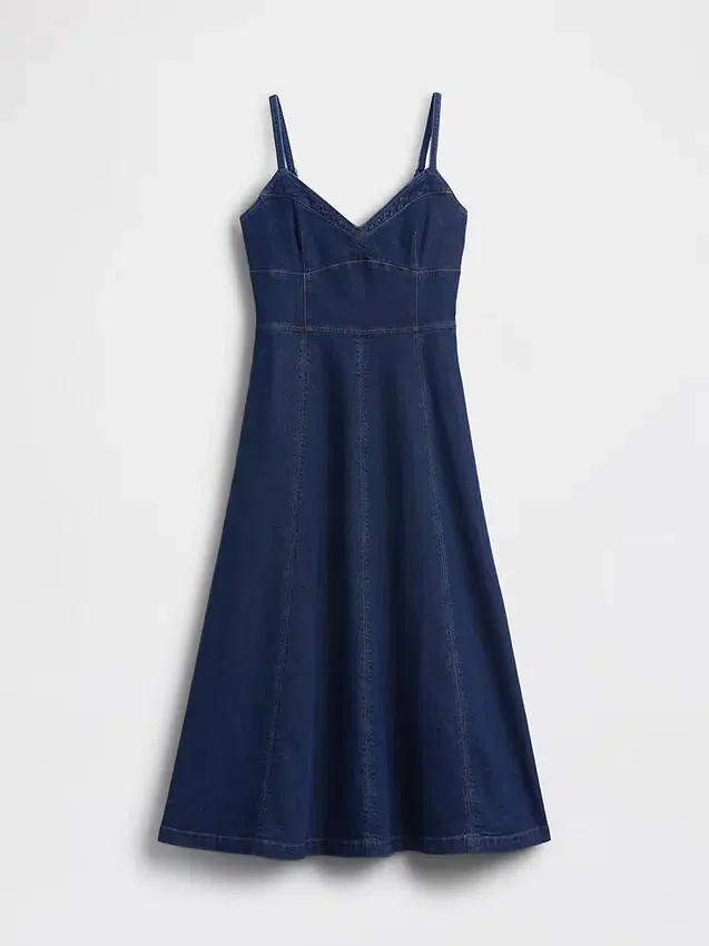 Maxiklänning i denim med sömmar i korsettstil