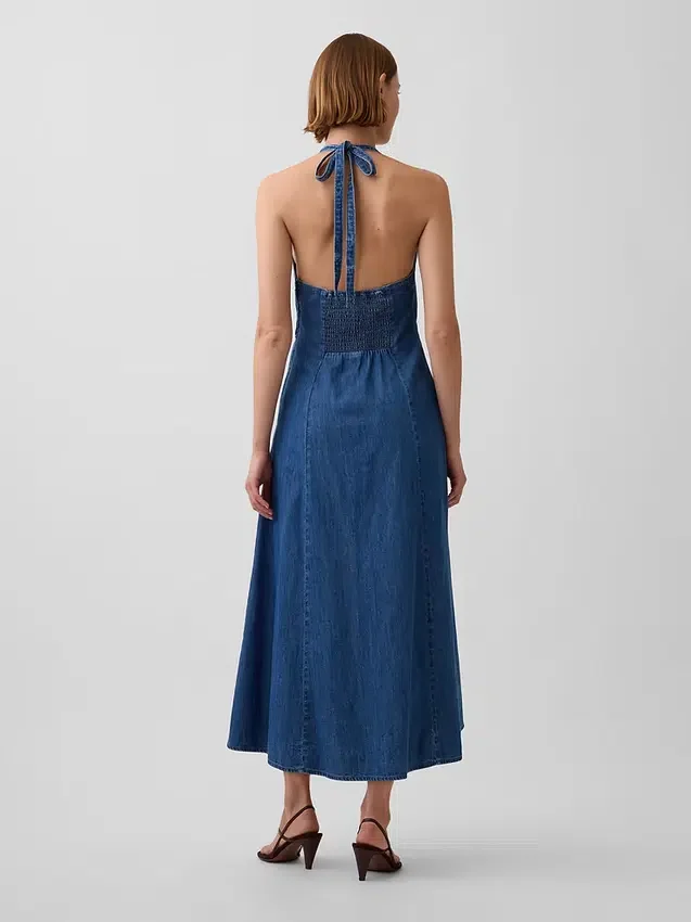 Maxiklänning i denim med sömmar och halterneck