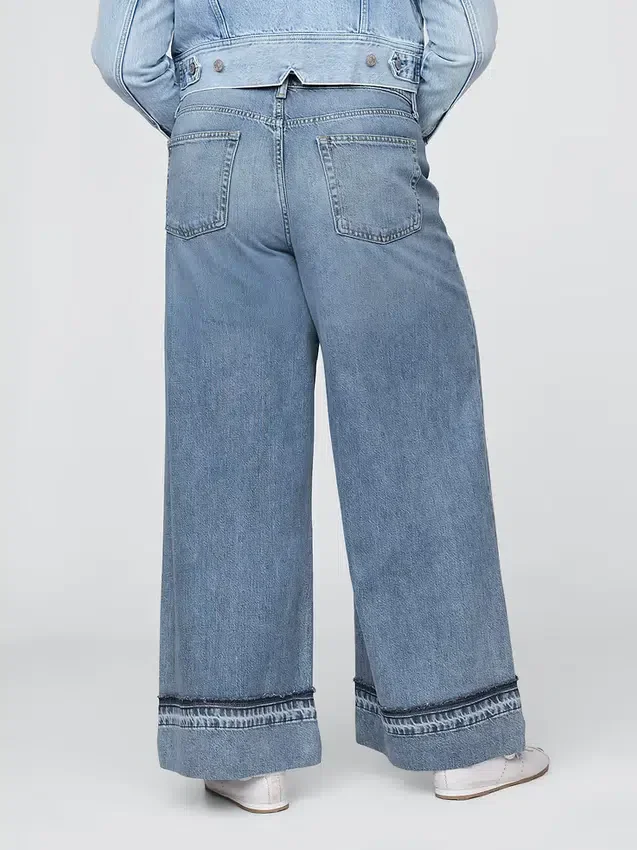 Mid Rise Ultrasoft Baggy Jeans