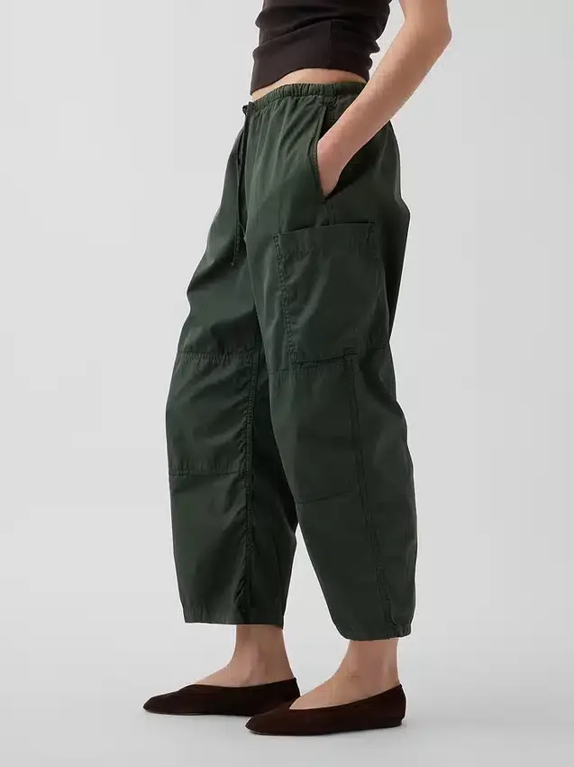 Midhöga, bekväma arbetsbyxor i twill med rundade ben