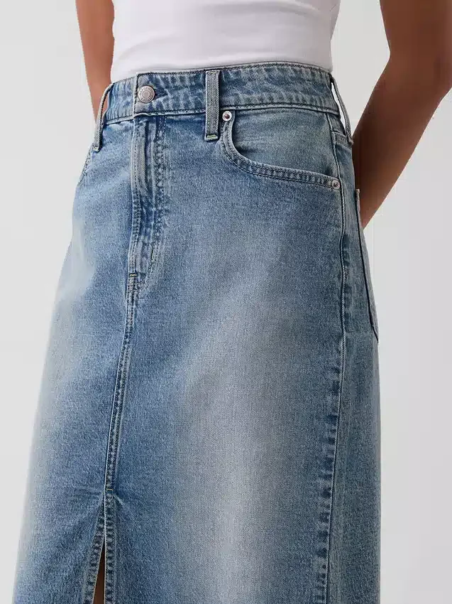 Midi-kjol i denim med hög midja