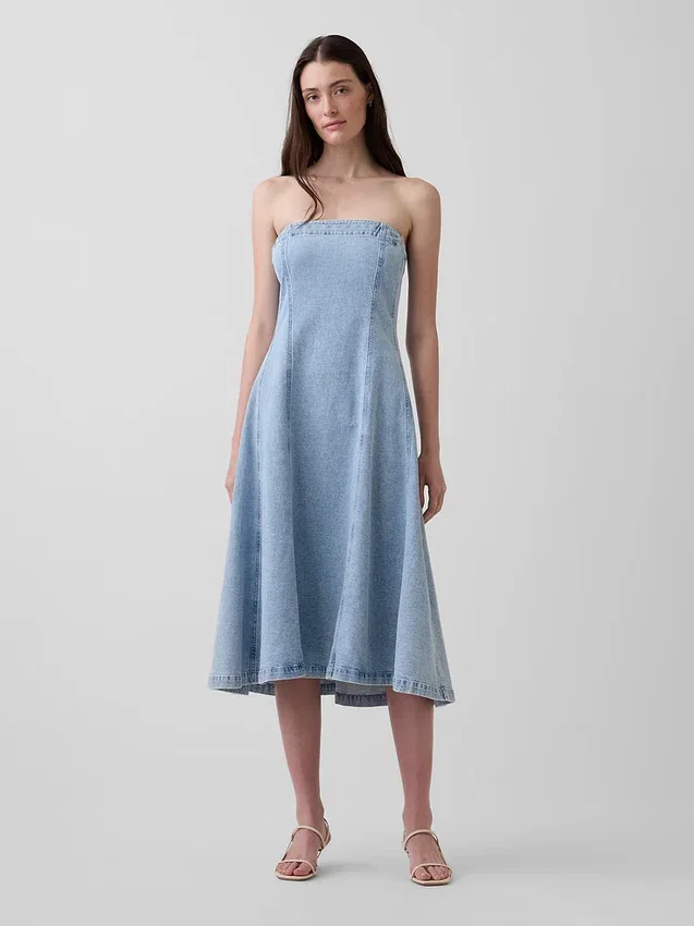Midilång klänning i denim