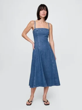 Midilång klänning i denim