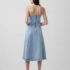Midilång klänning i denim