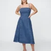 Midilång klänning i denim