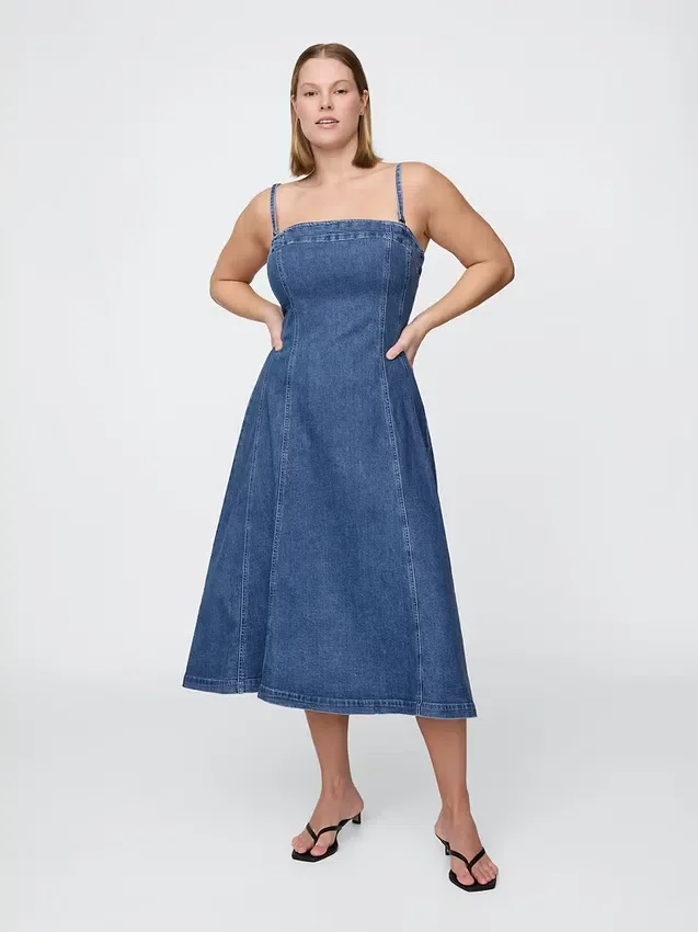 Midilång klänning i denim