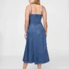 Midilång klänning i denim