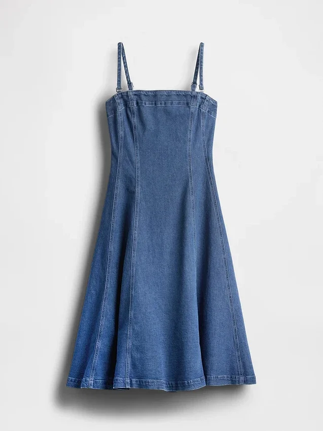 Midilång klänning i denim