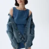 Miniklänning i denim med båthals och öppen rygg