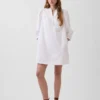 Miniklänning i poplin med Henley-krage