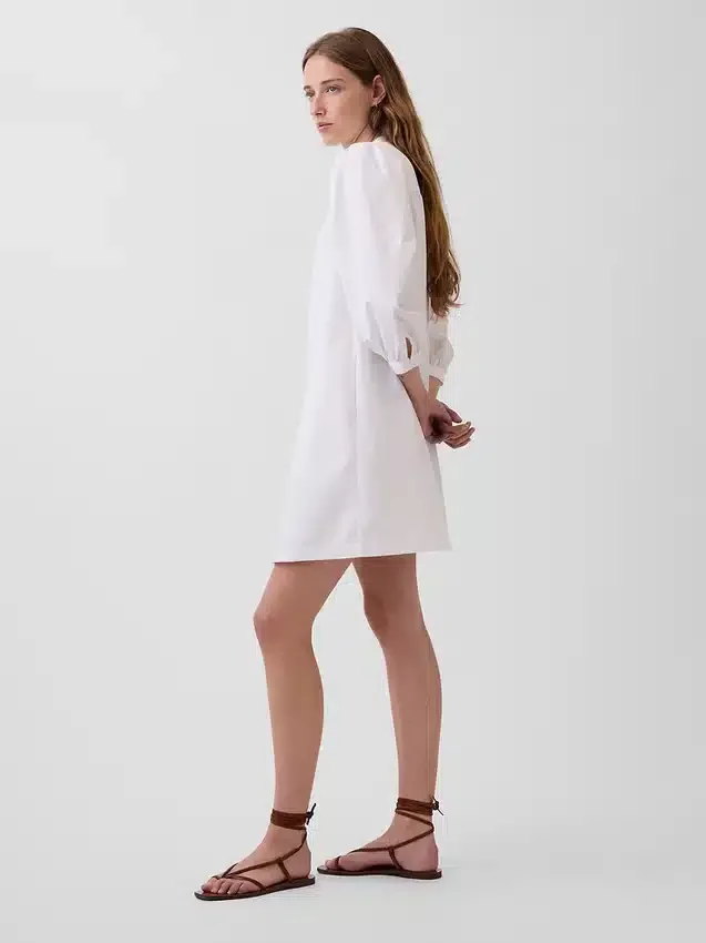 Miniklänning i poplin med Henley-krage