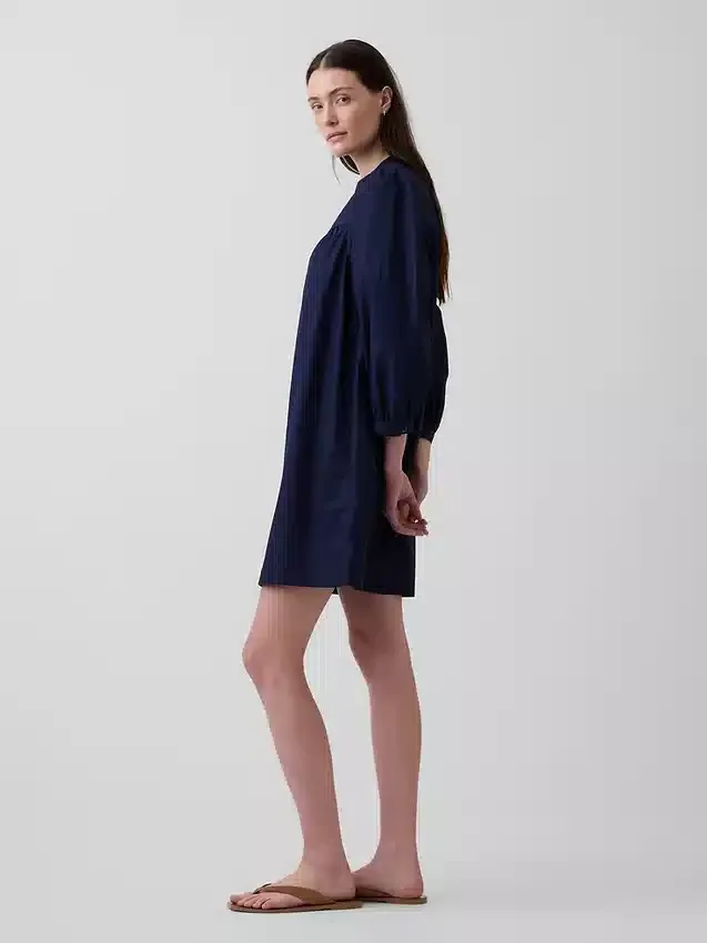 Miniklänning i poplin med Henley-krage