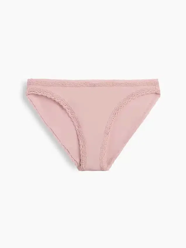 Mjukaste bikinitrosa i ekologisk stretchbomull med spetskant