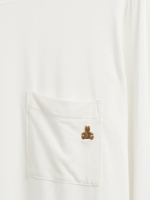 Mjukaste pyjamas-T-shirt i modal med ficka