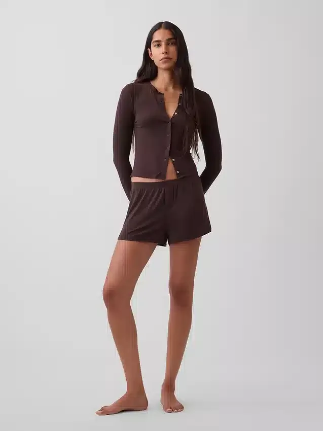 Mjukaste pyjamasshorts i modalribb