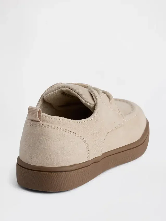 Moc-sneakers för småbarn