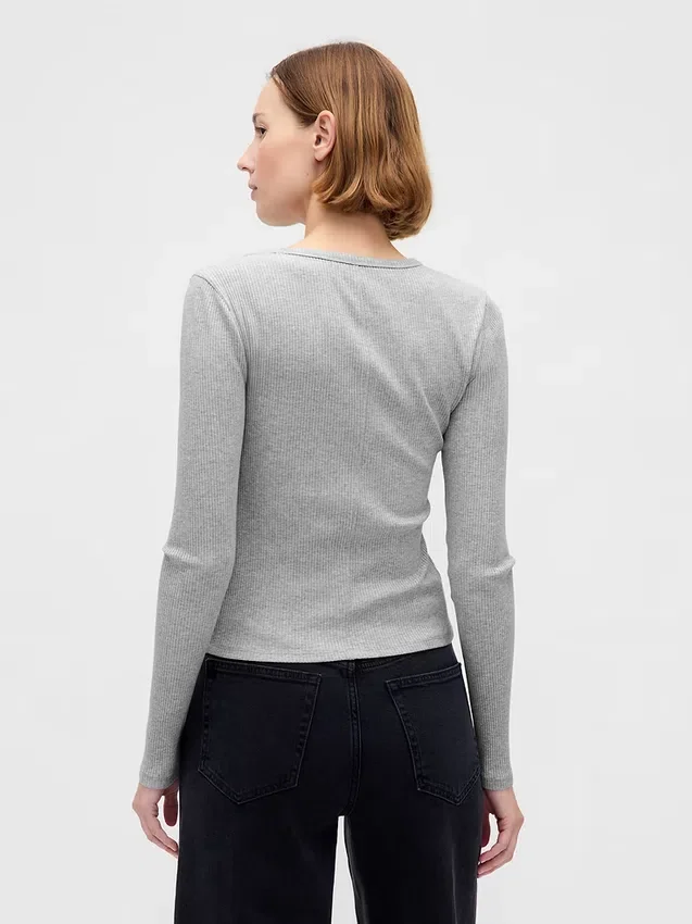 Modern, kompakt ribbad kort T-shirt