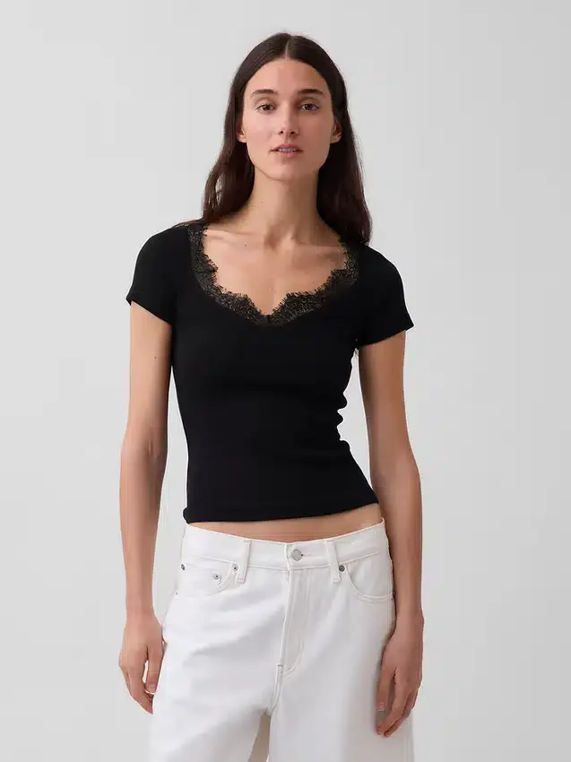 Modern kort topp med spetskant