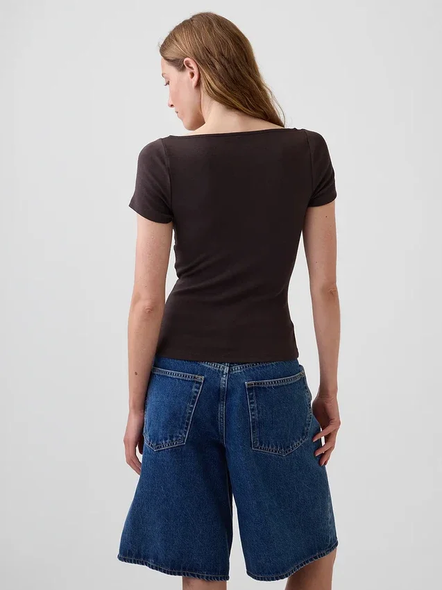 Modern kort topp med spetskant