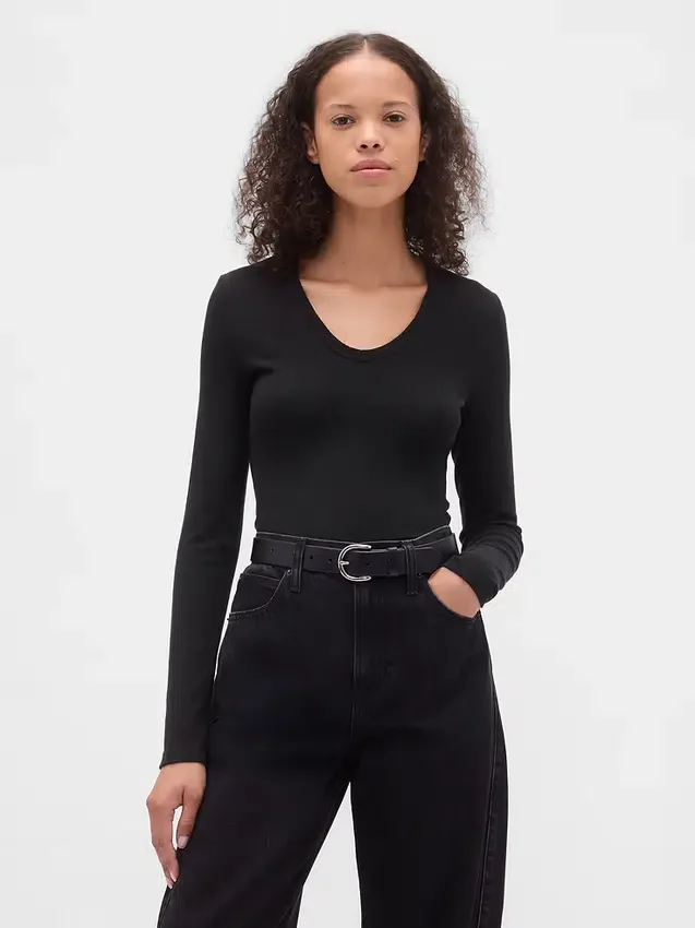Modern ribbad T-shirt