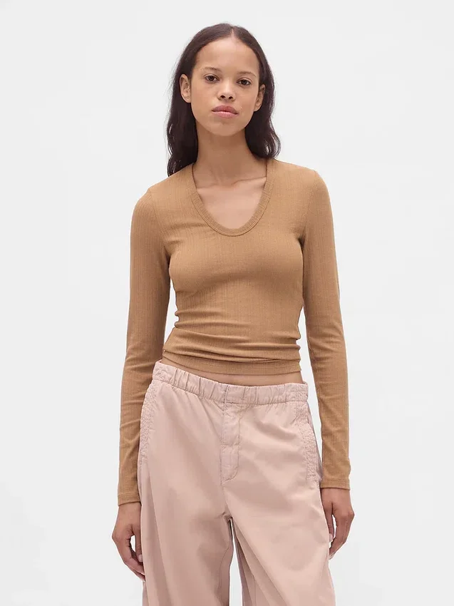 Modern ribbad T-shirt