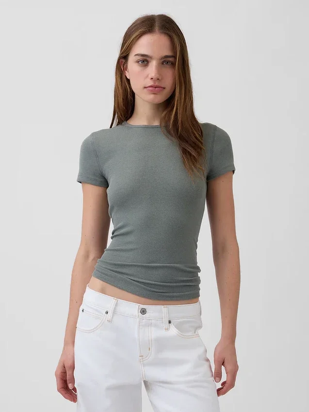 Modern ribbad T-shirt