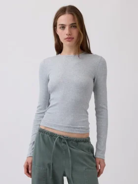 Modern ribbad T-shirt