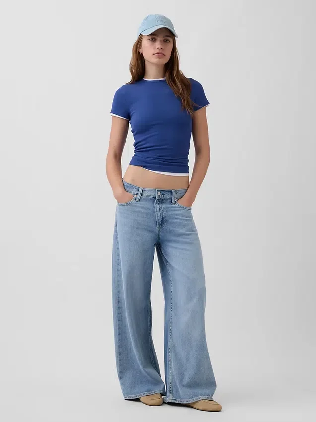 Modern ribbad T-shirt