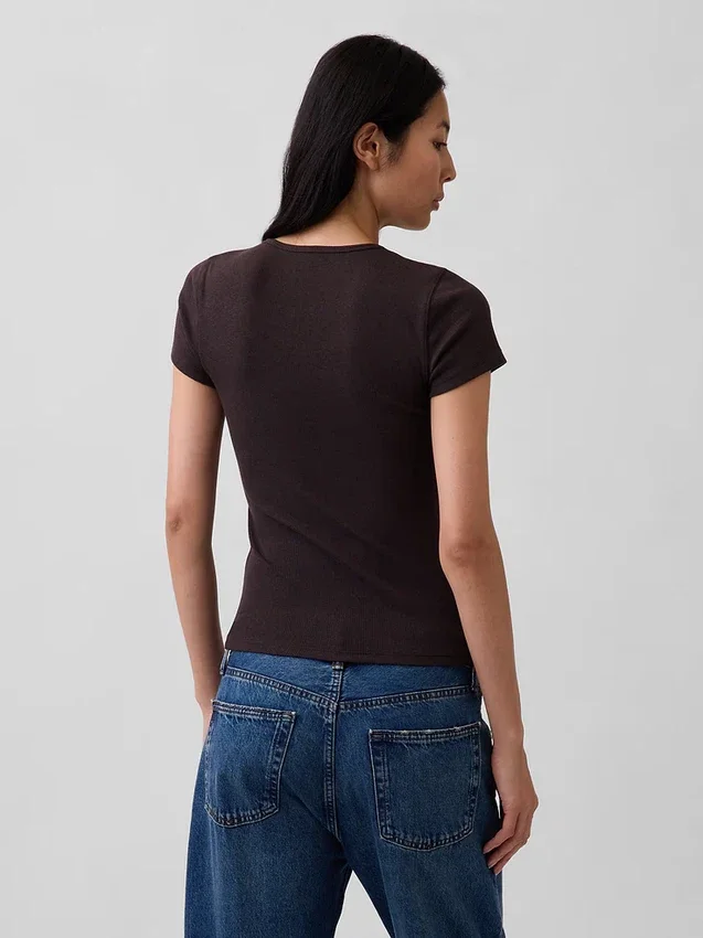 Modern ribbad T-shirt