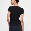 Modern ribbad T-shirt