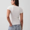 Modern ribbad T-shirt