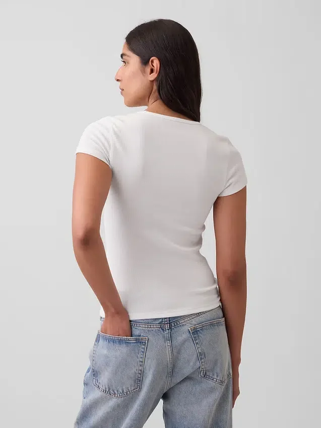 Modern ribbad T-shirt