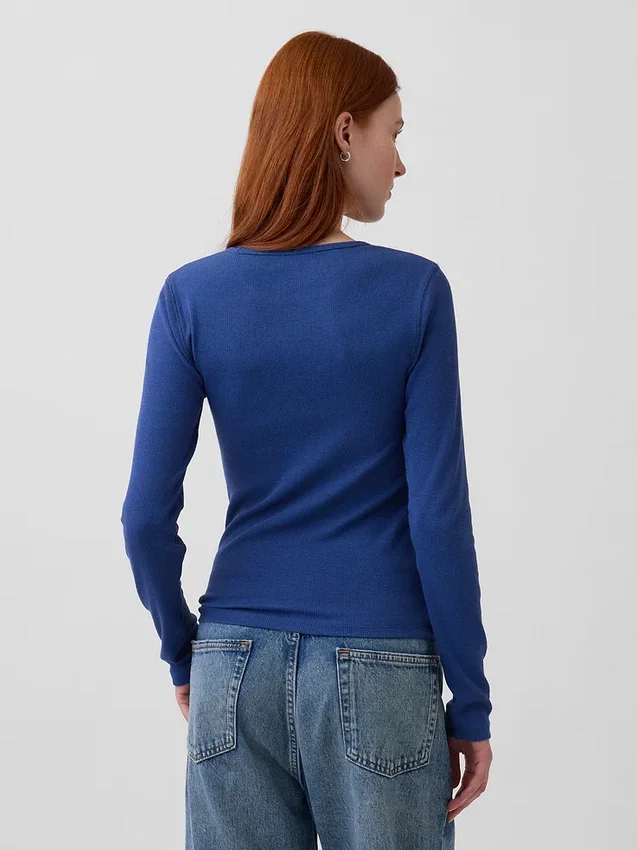 Modern ribbad T-shirt