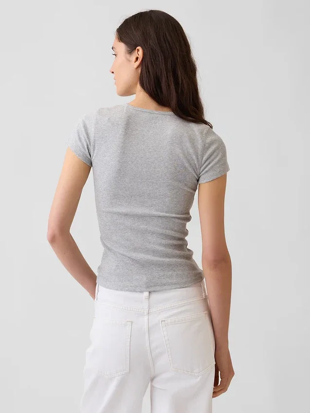 Modern ribbad T-shirt