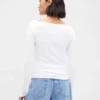 Modern T-shirt med båthals