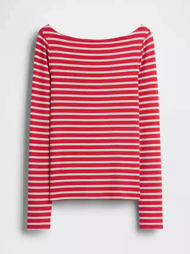 Modern T-shirt med båthals