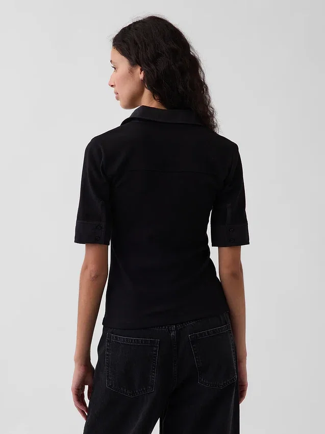 Modern T-shirt med halvlånga ärmar