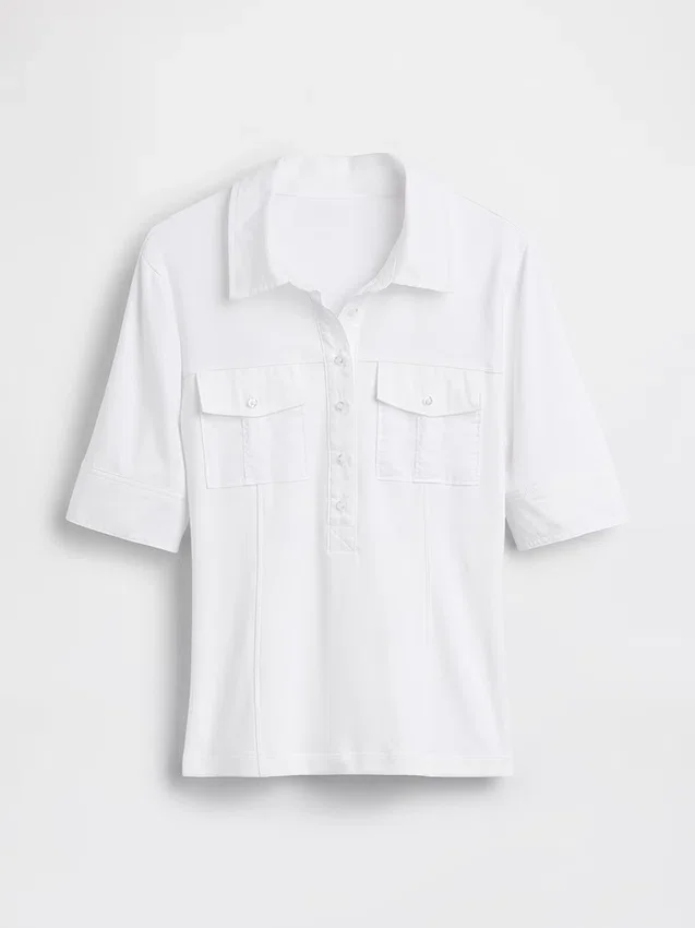 Modern T-shirt med halvlånga ärmar