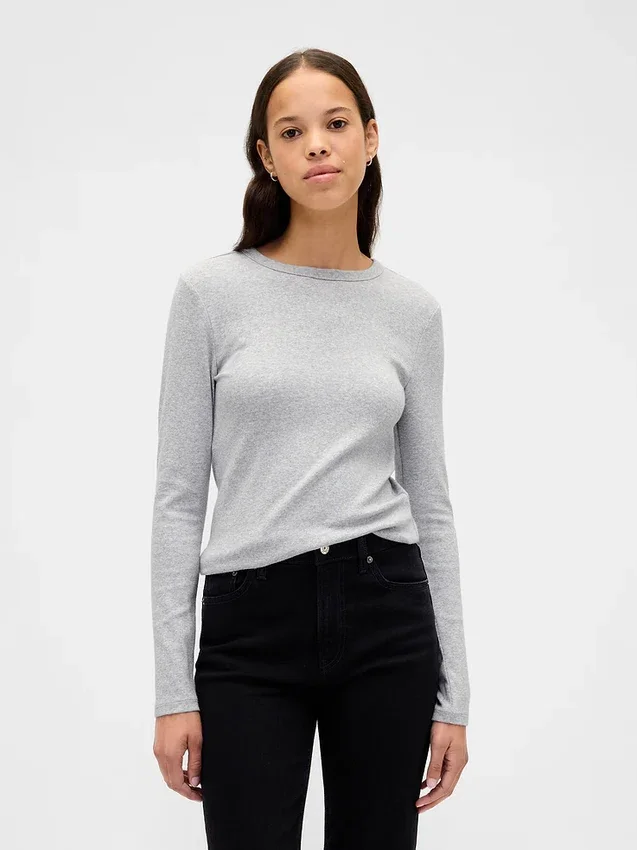 Modern T-shirt med rund hals