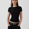 Modern T-shirt med rund hals