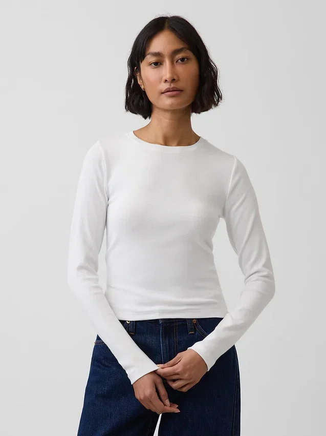 Modern T-shirt med rund hals