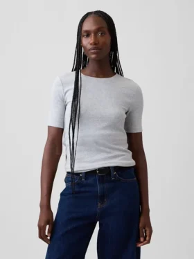 Modern T-shirt med rund hals