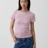 Modern T-shirt med rund hals