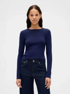 Modern T-shirt med rund hals