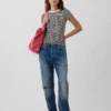 Modern T-shirt med rund hals