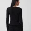Modern T-shirt med rund hals