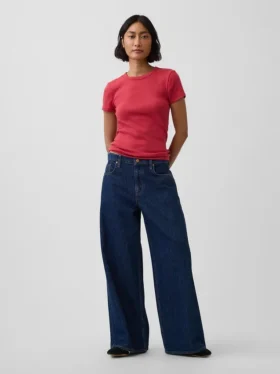 Modern T-shirt med rund hals