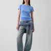 Modern T-shirt med rund hals